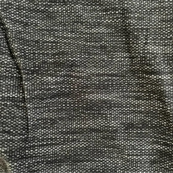 Lulu Lemon Heathered Black leggings - Picture 5 of 5